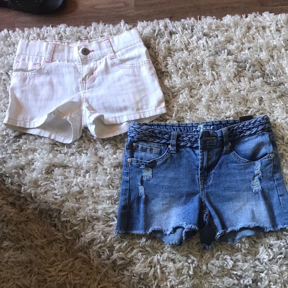 2 Cute shorts